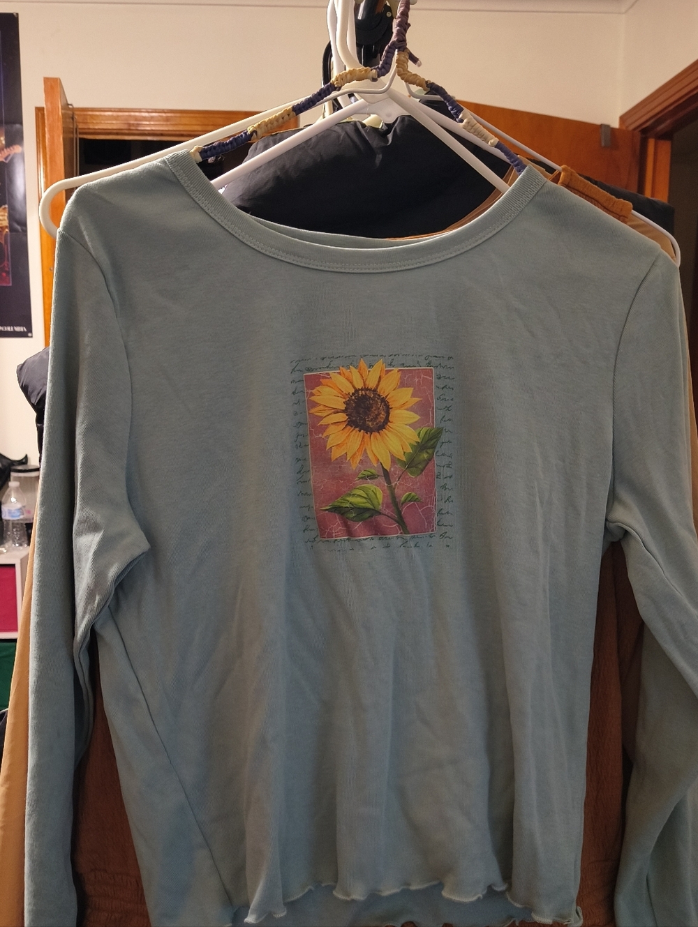 (NOS) cut & paste pastel blue green sunflower graphic crop top with ruffled edge